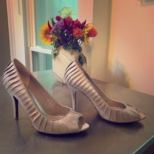 Midas silver satin pumps